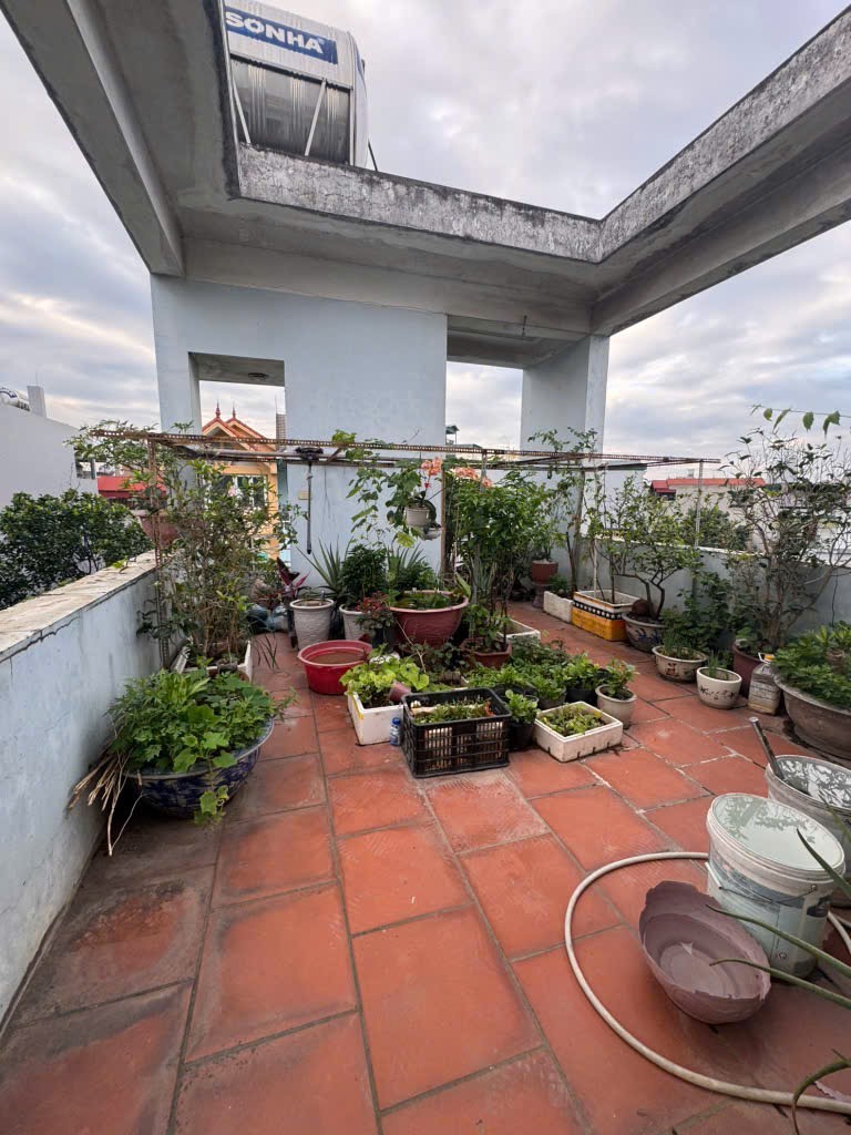 NGỌC THỤY – LONG BIÊN  80m² – 4 TẦNG – PHÂN LÔ – NHÀ ĐẸP Ở SƯỚNG