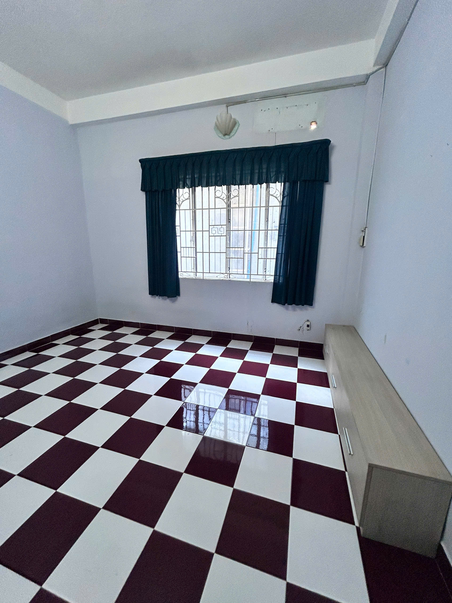Cho thuê phòng trọ 282 Dương Quảng Hàm