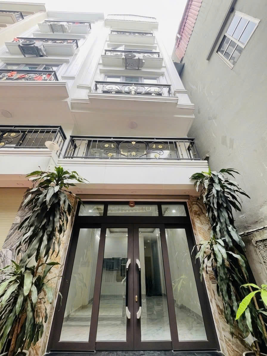 BÁN NHÀ 5 TẦNG, DT 37M² – NHÀ GẦN NHƯ MỚI, THIẾT KẾ HIỆN ĐẠI – TỨ HIỆP, YÊN SỞ, HÀ NỘI NHỈNH 7 TỶ
