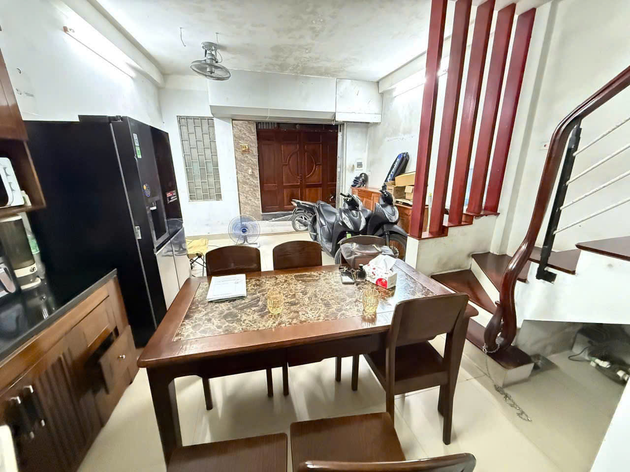 BÁN NHÀ YÊN HÒA – CẦU GIẤY – 6 TẦNG Ở NGAY-GIÁ 8,4 TỶ