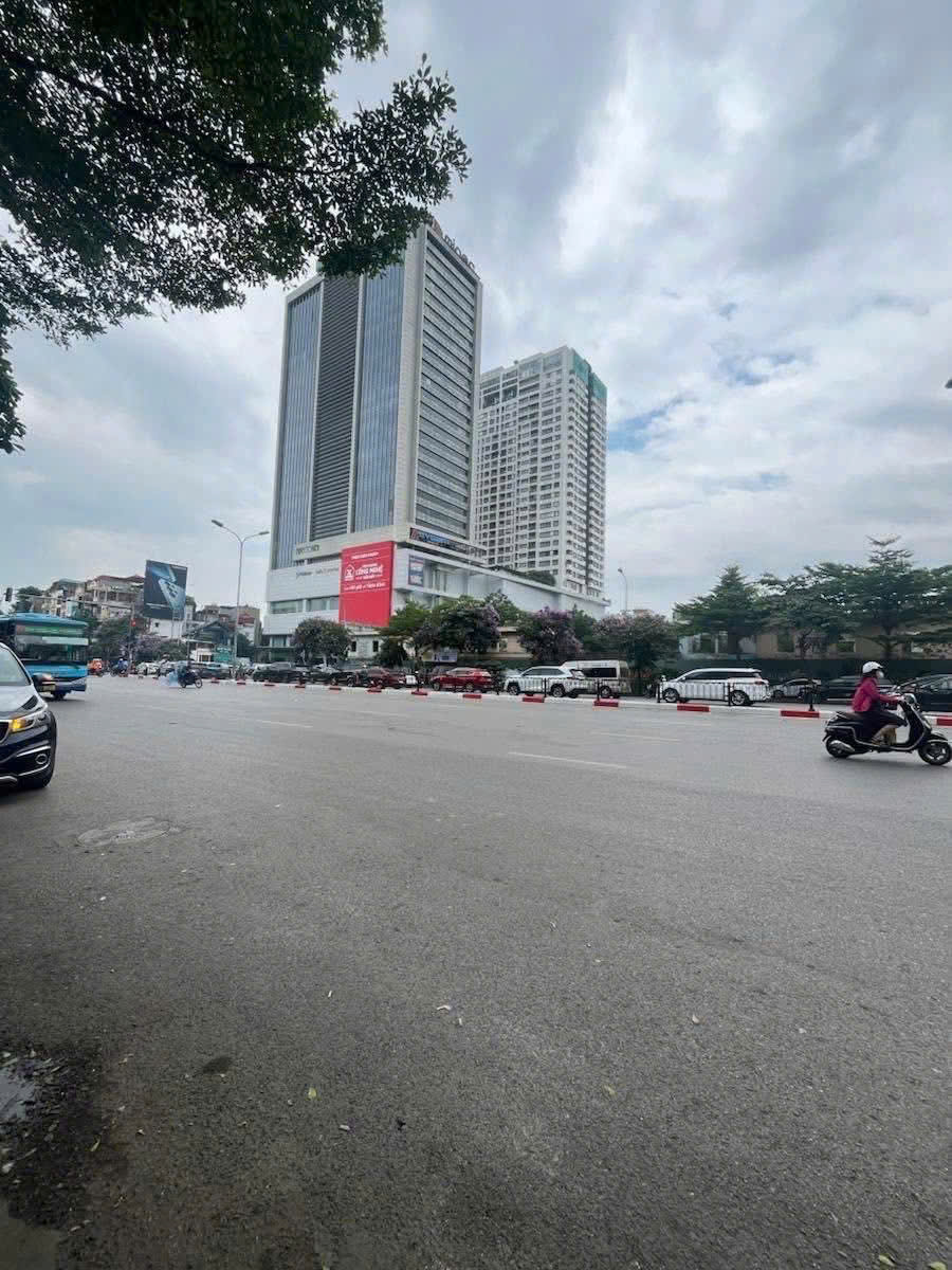 MẶT PHỐ TÂY SƠN - VỈA HÈ RỘNG - SẴN DÒNG TIỀN 16/1 THÁNG