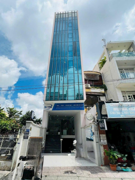 Tòa nhà VP Nguyễn Trọng Tuyển Hầm + 6 tầng, thang máy, giá 36 tỷ TL