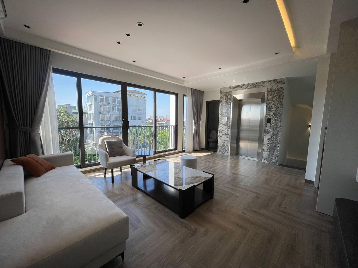 PHỐ NGUYỄN LAM 42M2 6 TẦNG THANG MÁY, Ô TÔ THÔNG, KINH DOANH, NHỈNH 1X TỶ