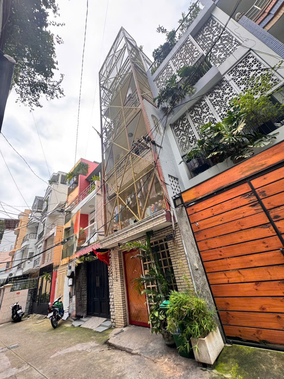 BÁN NHÀ 5 TẦNG HXH 8M Đ. VÕ VĂN TẦN, QUẬN 3 - DT 82M2 - ĐANG KD CHDV DÒNG TIỀN ĐỀU - CÁCH 2 CĂN RA MT LỚN SIÊU HIẾM BÁN