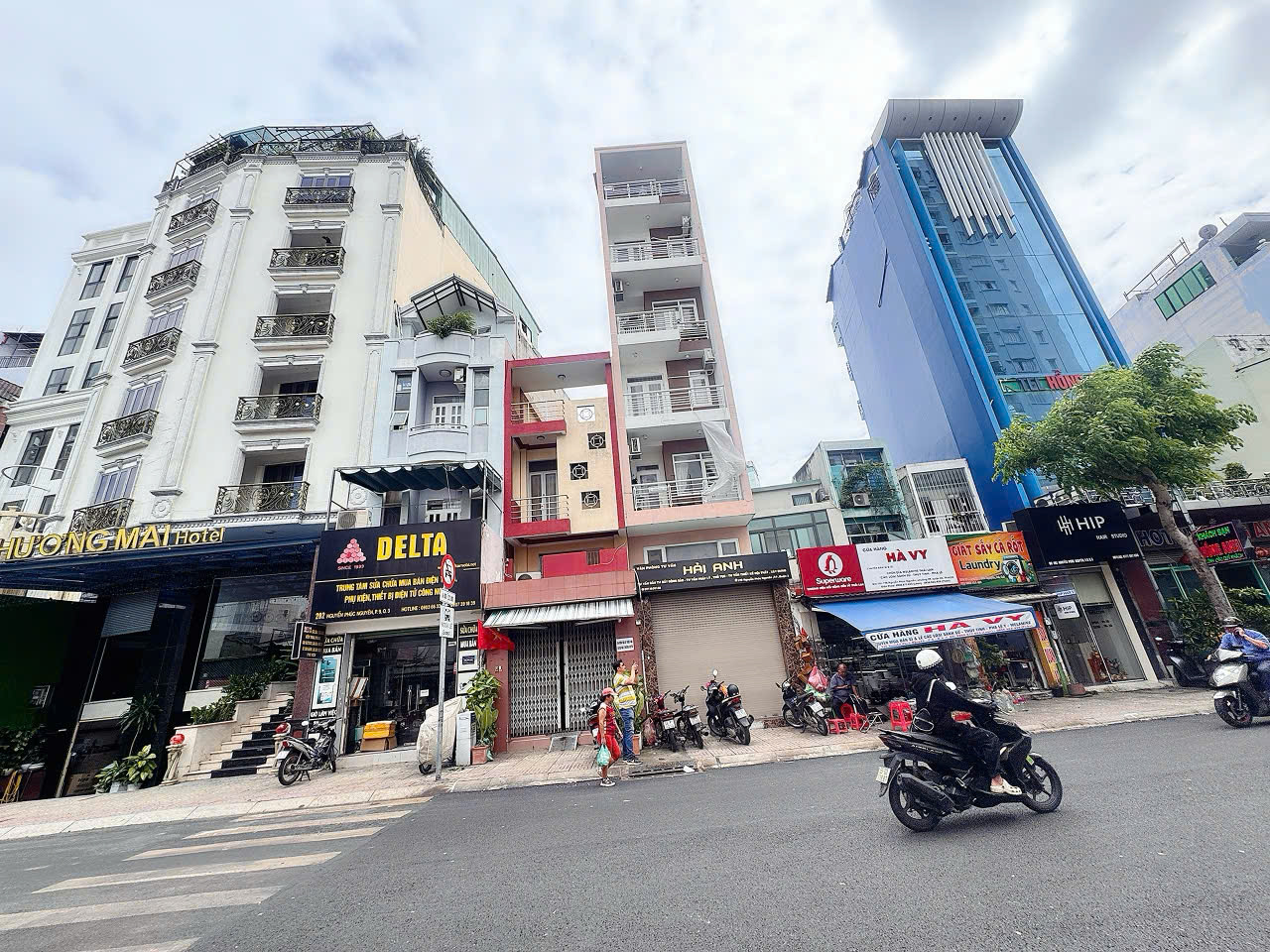 BÁN NHÀ 7 TẦNG MẶT TIỀN KINH DOANH Đ.NGUYỄN PHÚC NGUYÊN , QUẬN 3 - DÒNG TIỀN THUÊ KHOÁN SẴN 40TR/TH - CHÀO CHỈ 23,45T * LH GIANG GIANG: 093.86.76.685