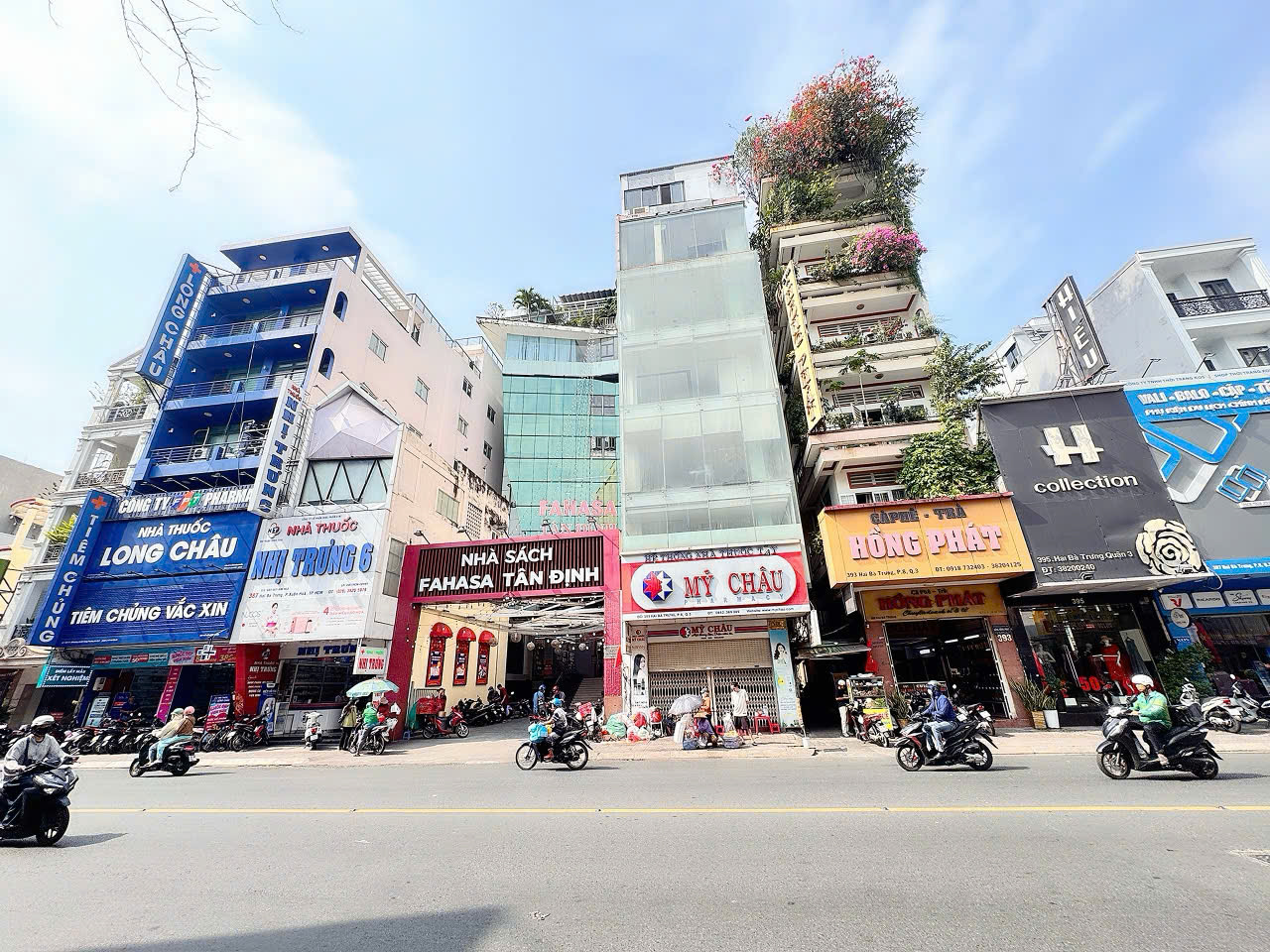 BÁN TÒA NHÀ 6 TẦNG THANG MÁY- MẶT TIỀN KD Đ.HAI BÀ TRƯNG, QUẬN 3- VIEW TRỰC DIỆN CHỢ TÂN ĐỊNH SIÊU ĐẸP- NGANG LỚN 5,5M*10M VUÔNG VỨC- CHÍNH CHỦ 0938676685 GIANG GIANG