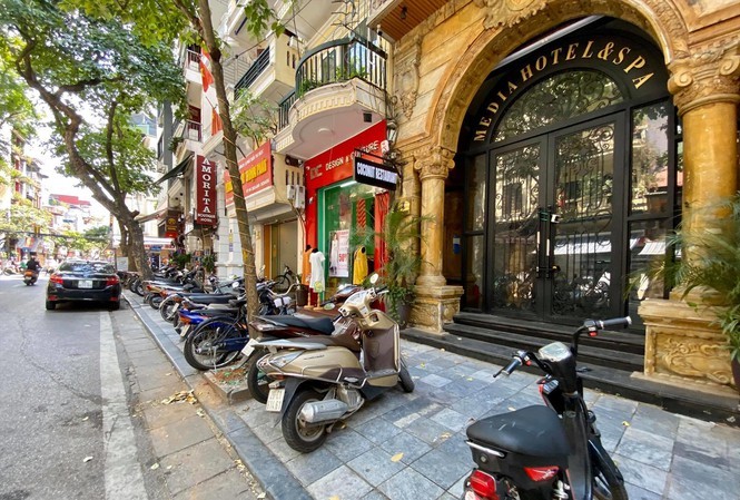 CHO THUÊ NHÀ MẶT ĐƯỜNG NGÕ TRẠM – HÀNG BÔNG – HOÀN KIẾM