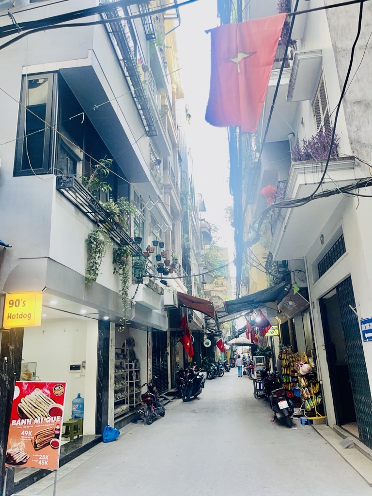 TRƯỜNG CHINH LÂU ĐÀI CHO THUÊ - NGAY TRUNG TÂM NGÃ TƯ SỞ - KHAI THÁC TIỀN MẶT