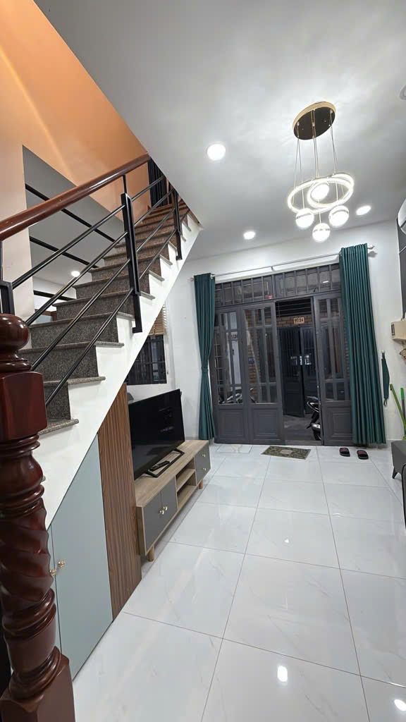 NHÀ MỚI NGUYỄN VĂN CÔNG , 5P QUA SÂN BAY - DTSD 60M2 - 2PN NGANG 5,8M - KHÔNG LỘ GIỚI