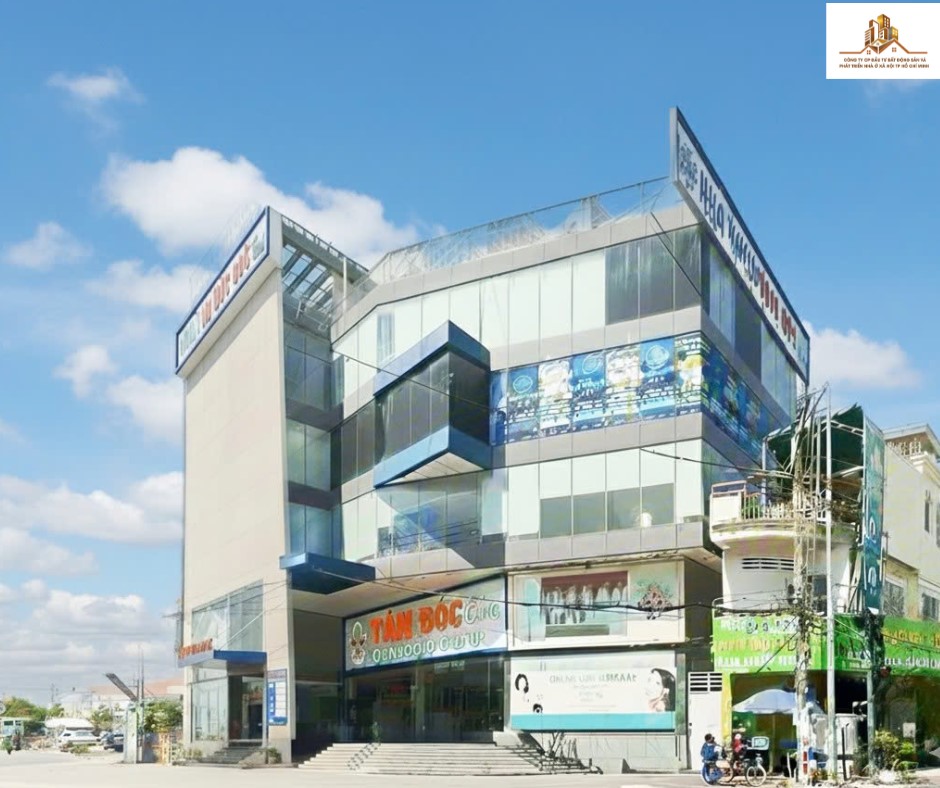 ???? CHO THUÊ TÒA NHÀ VĂN PHÒNG CĂN GÓC – VIEW SÔNG SÀI GÒN