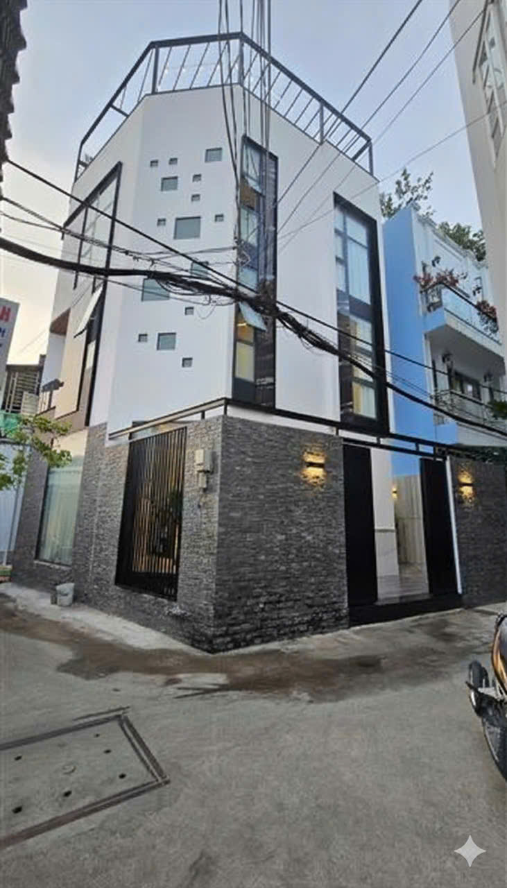 Nhà phố góc 2 mặt tiền lô nhất Dương Cát Lợi – xây mới 100%Cách Quận 7 chỉ 1 cây cầu, vị trí đẹp – thoáng mát-8,5×9,5m  Trệt 2 lầu + sân thượng + tum