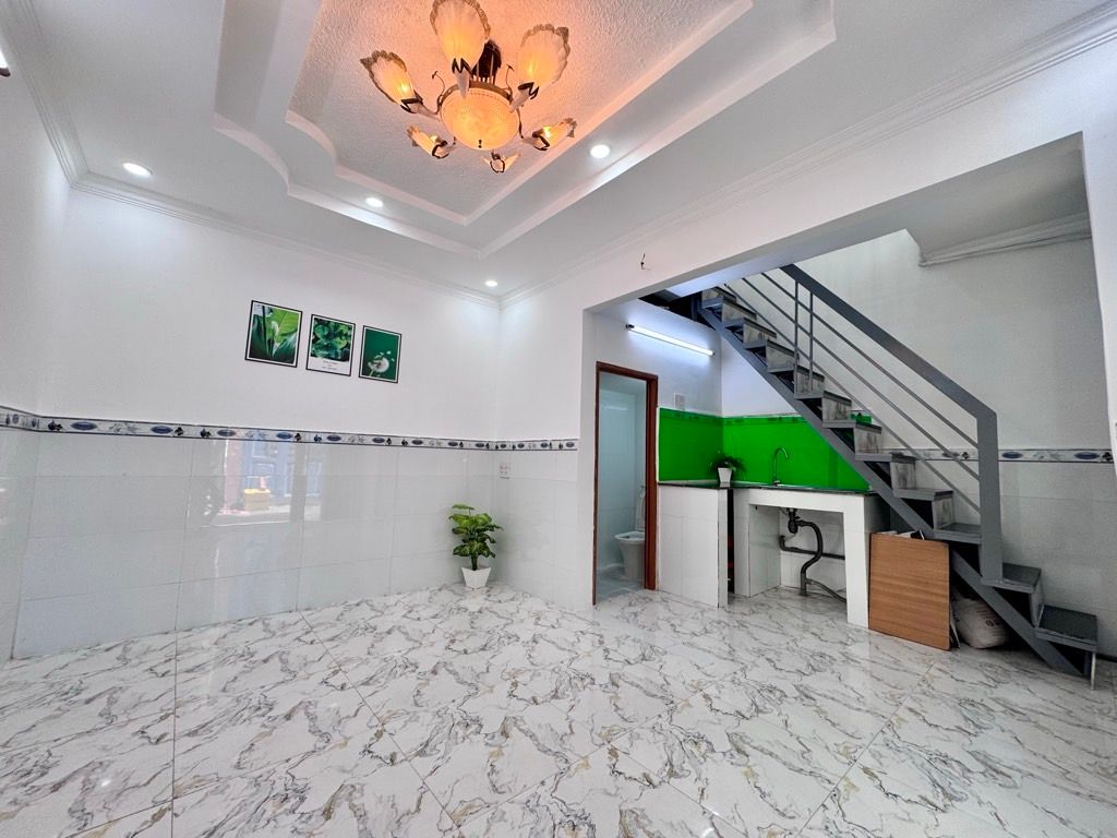 Bán nhà HXH đường Phạm Văn Chiêu 40m2 gần trường THCS Phạm Văn Chiêu nhỉnh 3tỷ.