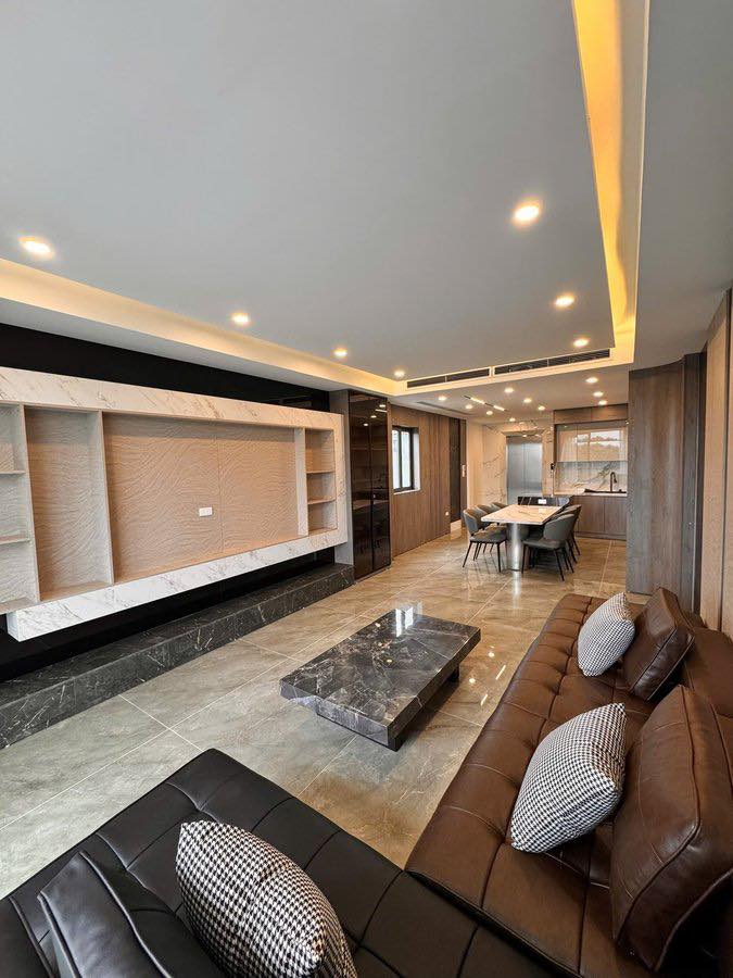 MẶT PHỐ TT VIỆT HƯNG 56M2 7T THANG MÁY, KINH DOANH DÒNG TIỀN - NHỈNH 2X TỶ