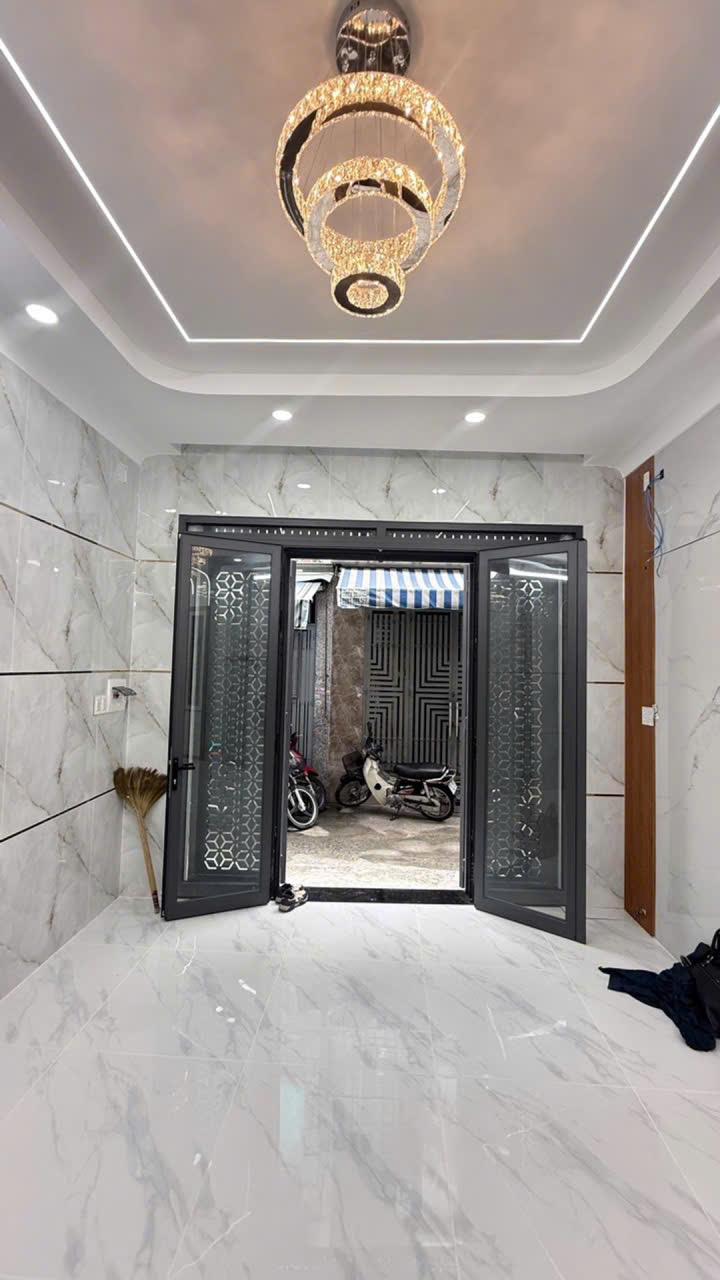 Hẻm 1/ - Hẻm Xe Hơi - Bình Tân - Nhà Đẹp - Ngay Ngã 4 Bốn Xã - Giáp Quận 6,Tân Phú - 44M2 - 2 TẦNG - 5 T.y Nhỉnh