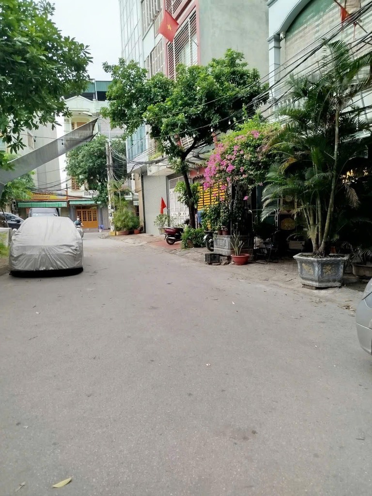 Bán nhà Phân Lô quận ủy Hoàng Mai dòng tiền 50 triệu kinh doanh bất chấp ô tô tránh 65m2 giá 20 tỷ