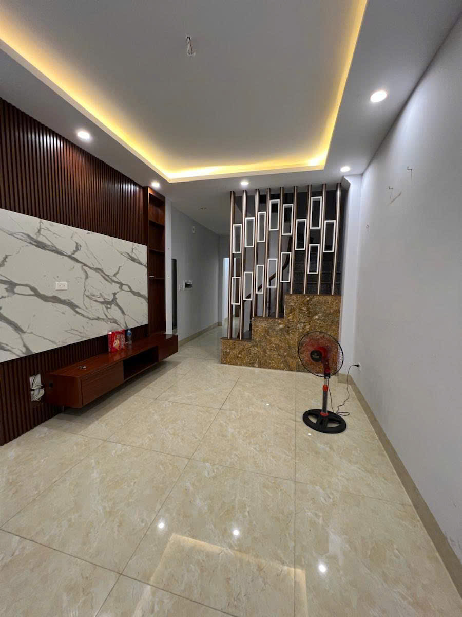 CỖ MÁY IN TIỀN - SIÊU HIẾM NẰM NGAY KHU VỰC TRUNG TÂM - TRƯỜNG ĐẠI HỌC NỘI VỤ - XUÂN LA - TIỆN ÍCH ĐẦY ĐỦ