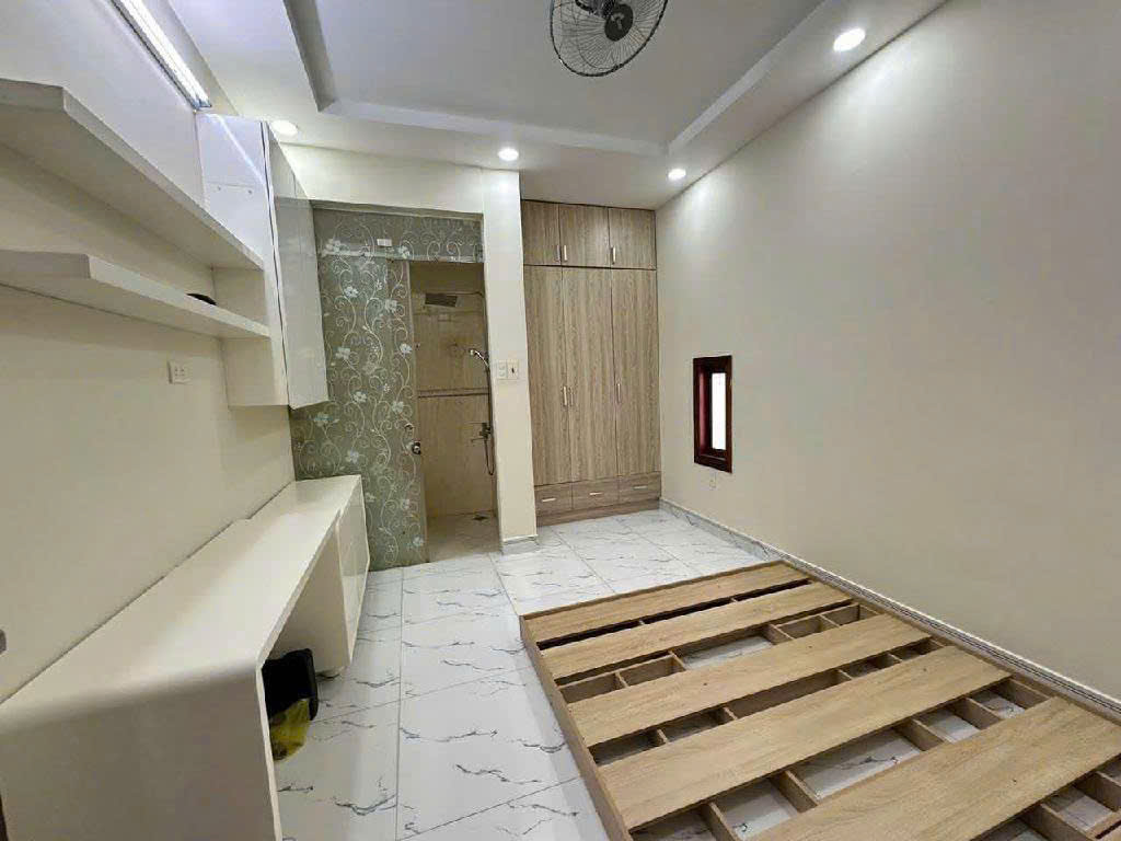 Cần bán gấp nhà Quận 7 mới đẹp 2 lầu - Hẻm ô tô nhỏ Nguyễn Thị Xíu - Giá 3.79 tỷ TL
