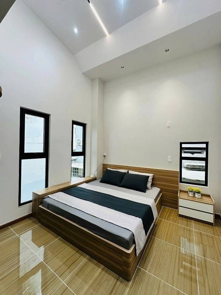 Bán nhà dọn vào ở ngay HXH đường Quang Trung ngang gần 4m gần chợ Hạnh Thông Tây nhỉnh 3tỷ.