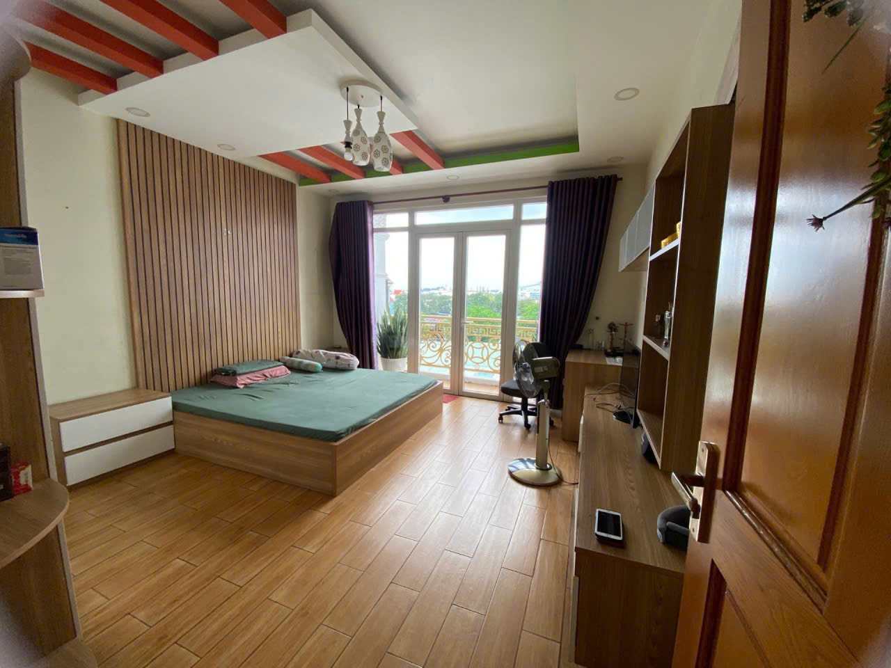 SIÊU PHẨM KIẾN TRÚC PHÁP 5 TẦNG – TRUNG TÂM HOÀNG HỮU NAM, QUẬN 9