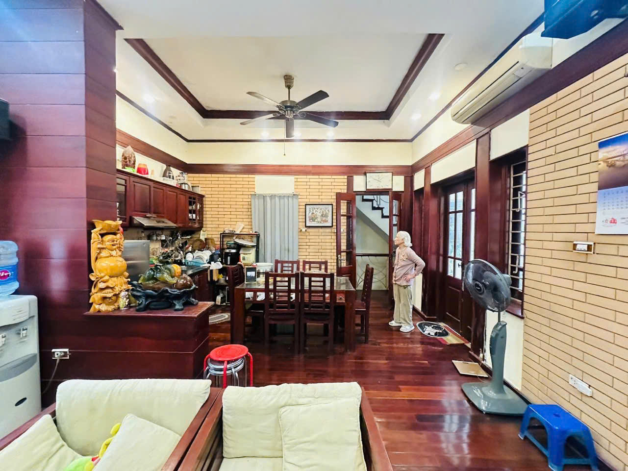 Nguyễn Trãi 72m 4 tầng chỉ 9,5 tỷ. nhà đẹp ở luôn
