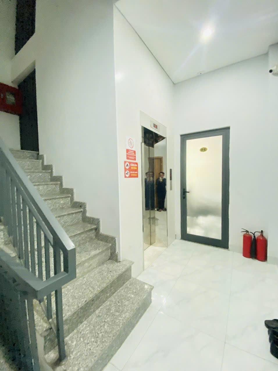 229 - TOÀ CĂN HỘ 6 TẦNG- CÓ THANG MÁY ĐƯỜNG LÊ NỔ - DÒNG TIỀN 50-70 TRIỆU/ THÁNG - Liên hệ