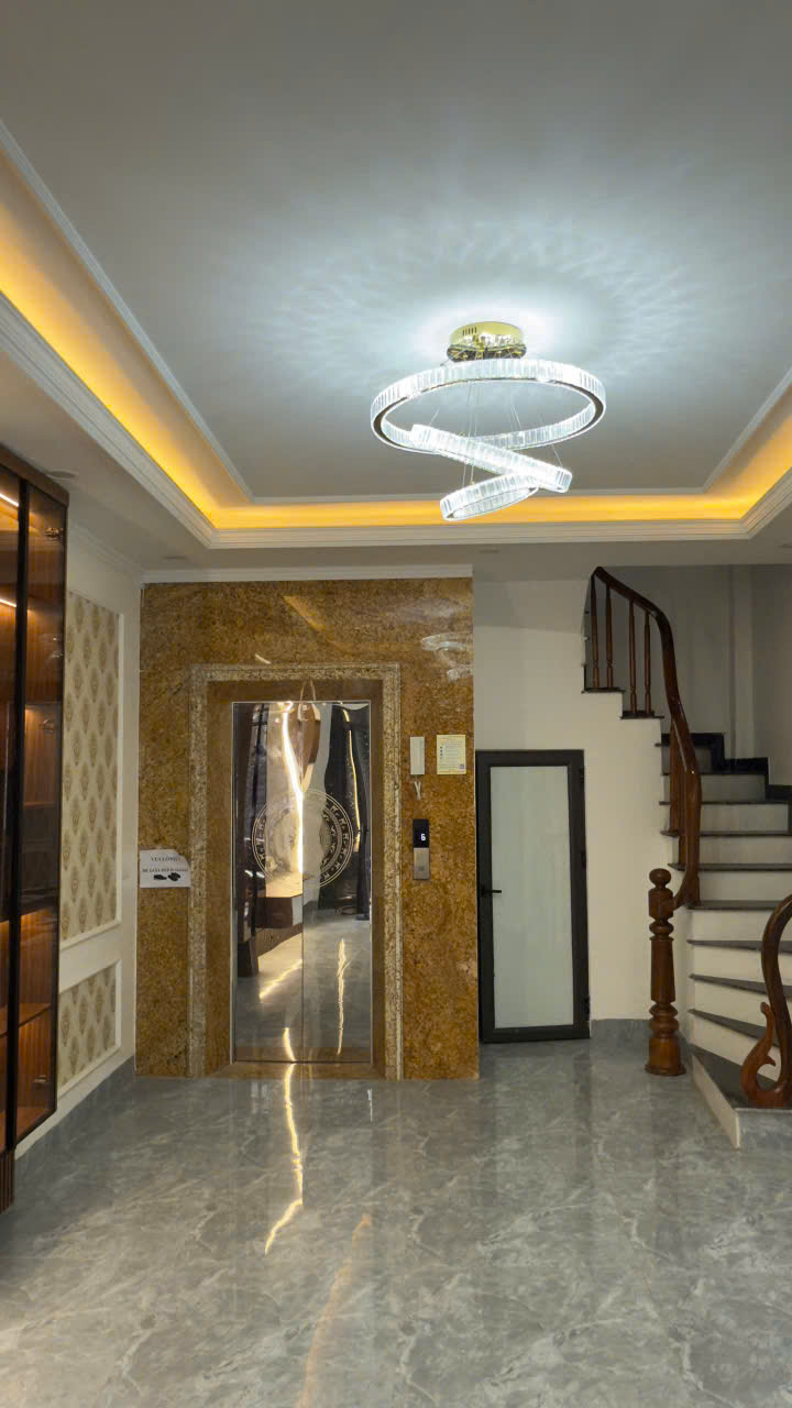 TÂY SƠN, ĐỐNG ĐA – NGÕ Ô TÔ - 6 TẦNG THANG MÁY - NHÀ MỚI Ở NGAY - 42m, 6 tầng, mt 3.9 m, giá 13.6 tỷ