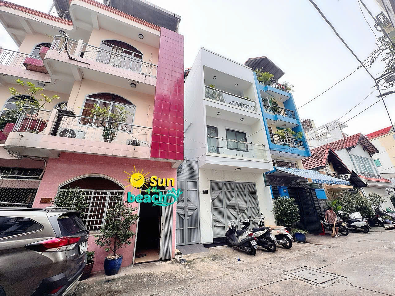 BÁN NHÀ KIỂU BIỆT THỰ MÁI NGÓI Đ.NGUYỄN CẢNH CHÂN, QUẬN 1 - NGANG VUÔNG ĐẸP 6,3M *14M - KHU VIP HIẾM BÁN - DÂN TRÍ THỨC NHÀ NƯỚC XUNG QUANH