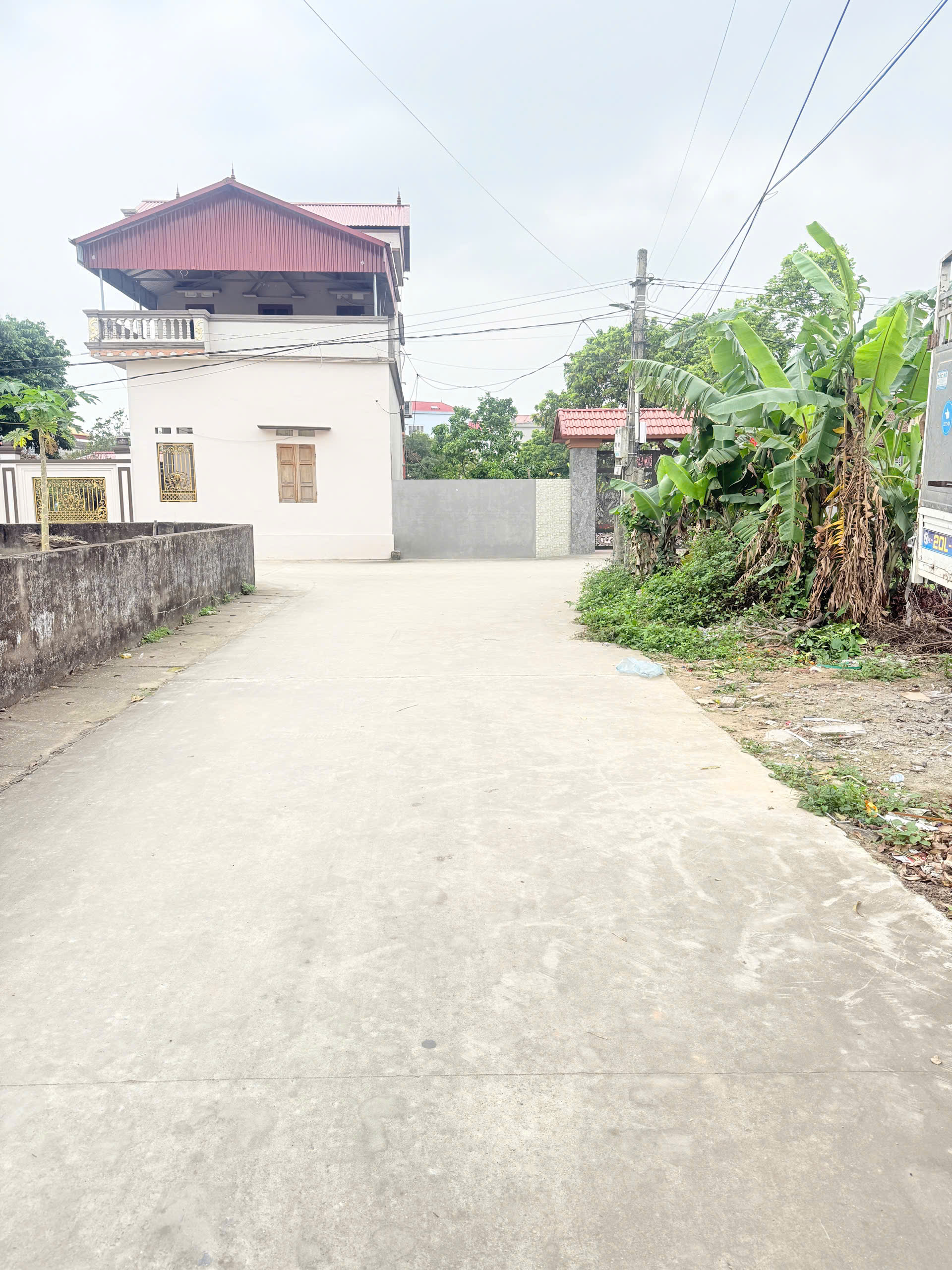Lô đất 130 m2 - MT 5m. Full Thổ cư, đường xe công ten nơ.  Tại Yên Dũng, Bắc Giang .Giá 1.48 tỷ