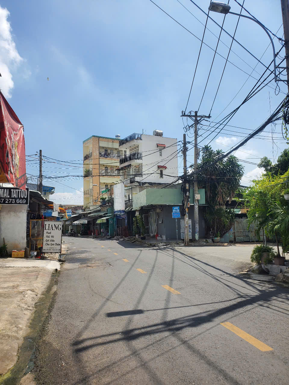 CẦN BÁN MẶT TIỀN KINH DOANH ĐƯỜNG 385, LÊ VĂN VIỆT, GIÁ 3,x TỶ