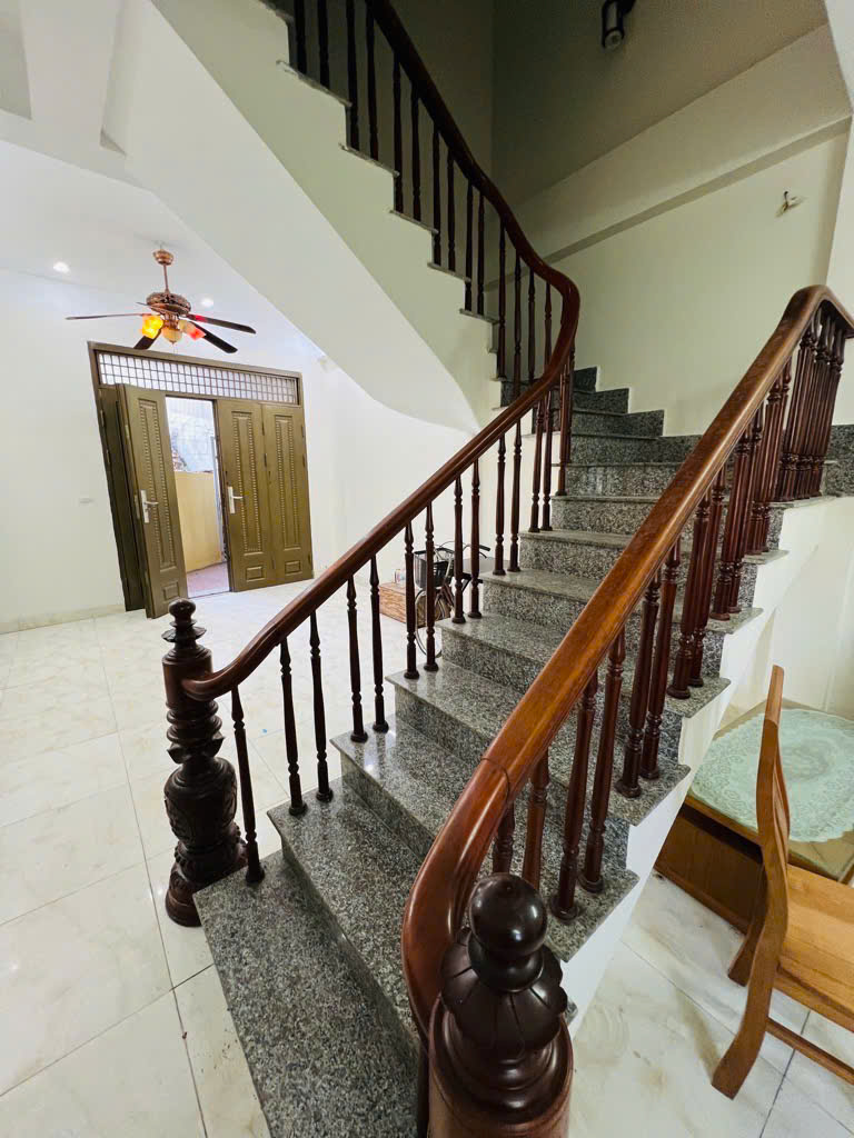 YÊN NGHĨA HÀ ĐỘNG ,LÔ GÓC 3 MẶT THOÁNG - NHÀ DÂN XÂY TÂM HUYẾT -FULL NỘI THẤT - DÂN TRÍ CAO 48M CHỈ VỚI 6 TỶ