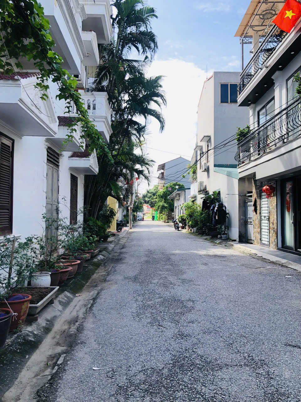 BÁN NHÀ ĐỨC GIANG – LONG BIÊN  62M² X 4T  MT 4M  15 TỶ