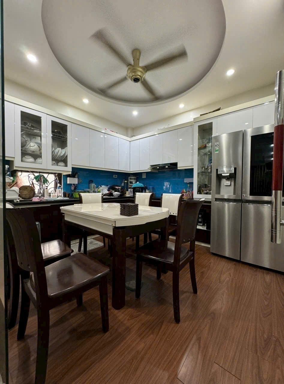 ???? BÁN NHÀ PHÂN LÔ – HAI Ô TÔ TRÁNH – 20M RA PHỐ NGỌC LÂM