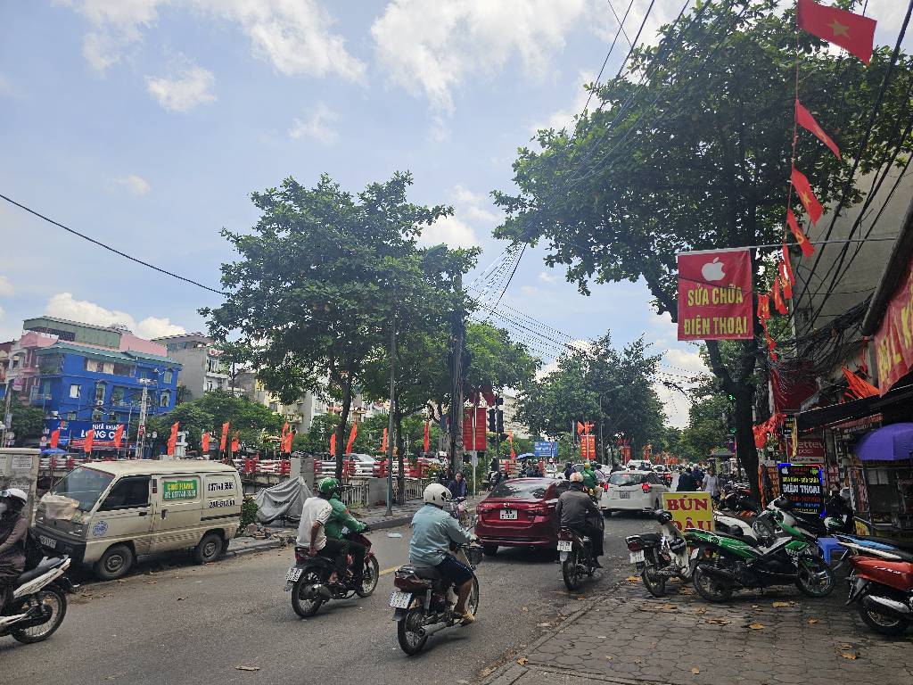 Chủ bán nhà Kim Giang, 52m, 4 tầng, ô tô sát, thông, kinh doanh chỉ 12,x tỷ