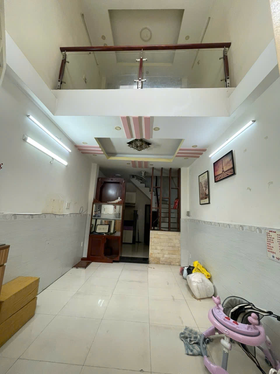 MẶT TIỀN KINH DOANH HOÀNG DIỆU 
ĐÚC 4 TẤM CÓ 5Đ ĐỐI DIỆN Q1