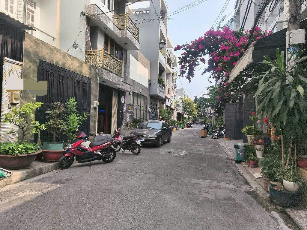 Hẻm Xe Tải Thông - Hẻm 2/ - CHÀO 9 TỶ NHỈNH - BÌNH TÂN - Nhà Mới - Tặng Full Nội Thất - KO LG - 64M2 - 5 TẦNG - 4PN