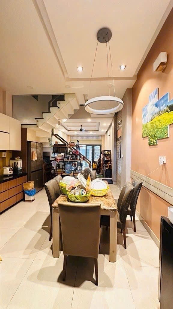 Bán nhà đường Kha Vạn Cân, Linh Trung, Thủ Đức, TP HCM. DT 56m2, 4 tầng. Giá - 8.5 tỷ