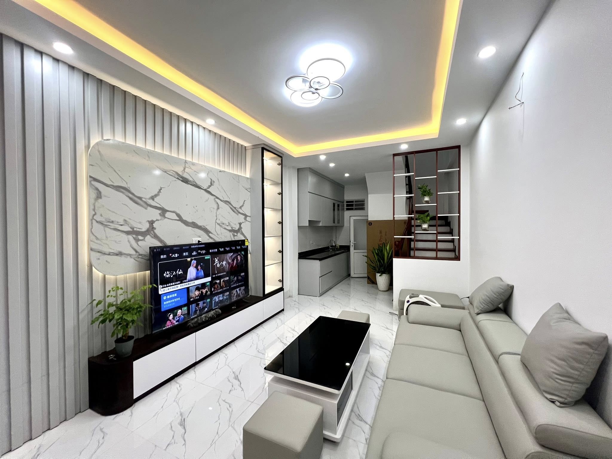 GIÁ ĐÃ GIẢM SỐC 200 TRIỆU - CHỦ THIỆN CHÍ, CẦN BÁN GẤP NHÀ TRẦN QUỐC VƯỢNG - NGÕ NÔNG RỘNG - 2 MẶT THOÁNG