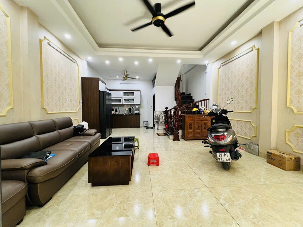 Hàng hiếm tại Phú Lương_ 5,7 tỷ_ 5 tầng_ gần chợ bắc lãm_ khu đông dân _an sinh đỉnh