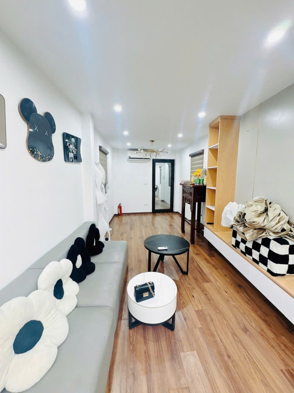 MẶT PHỐ TT ĐỐNG ĐA  - TẦM TIỀN HIẾM KHÔNG CÓ CĂN THỨ 2 - 7 TẦNG THANG MÁY 37m, 18,5 TỶ