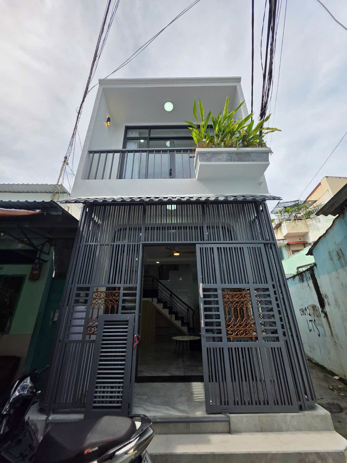 Căn Góc 2 Mặt Tiền Lô Nhì Đường Trần Xuân Soạn, Quận 7 – Cách Mặt Tiền 15m