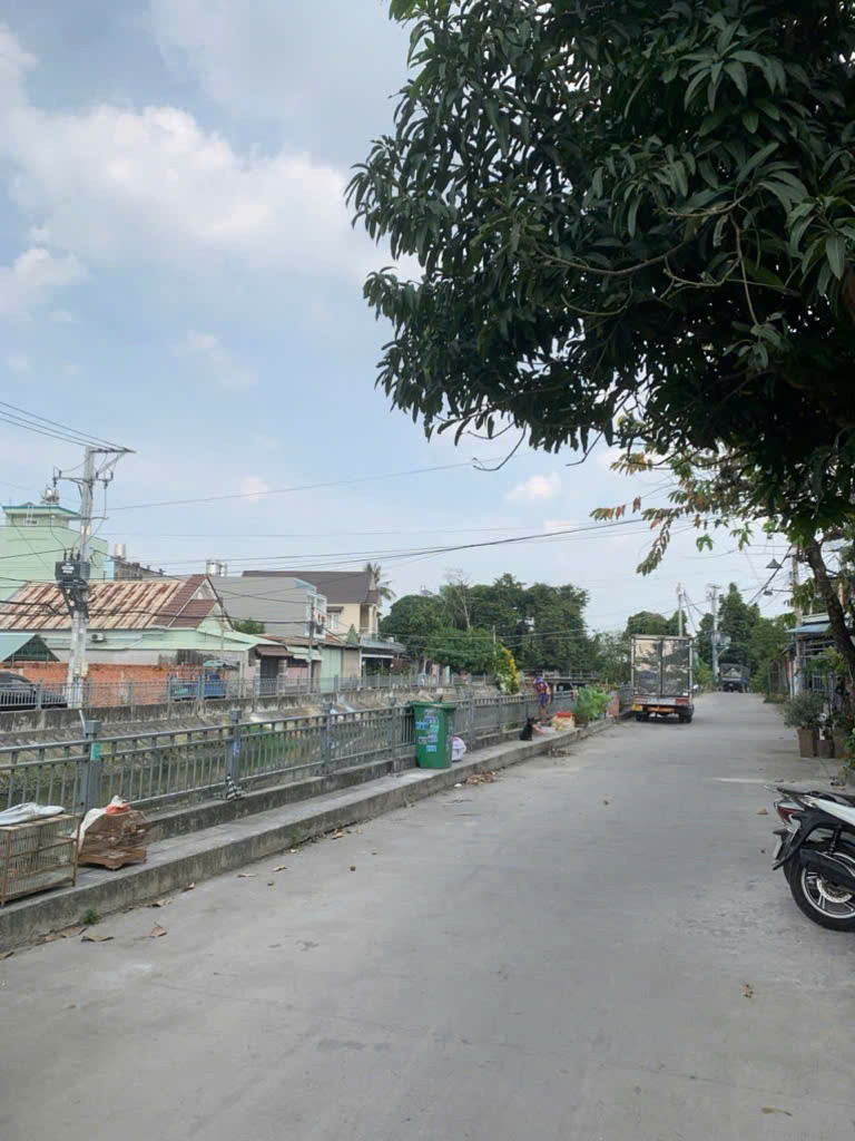 Đất vàng Thạnh Lộc 12, Q.12: 196m2, sổ hồng trao tay, xây dựng tự do, giá chỉ 5.7 tỷ - Gọi ngay 0918377255!