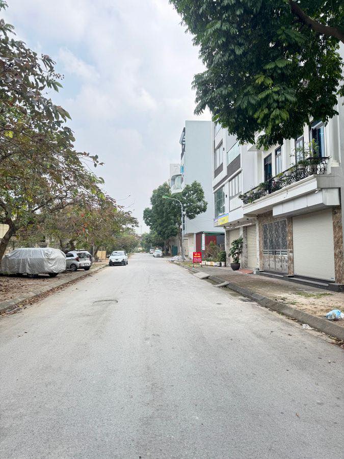 CHỈ 2X TỶ - TRUNG TÂM THƯỢNG THANH 75M2, 7T, MT 8M, VỈA HÈ, KINH DOANH, VĂN PHÒNG