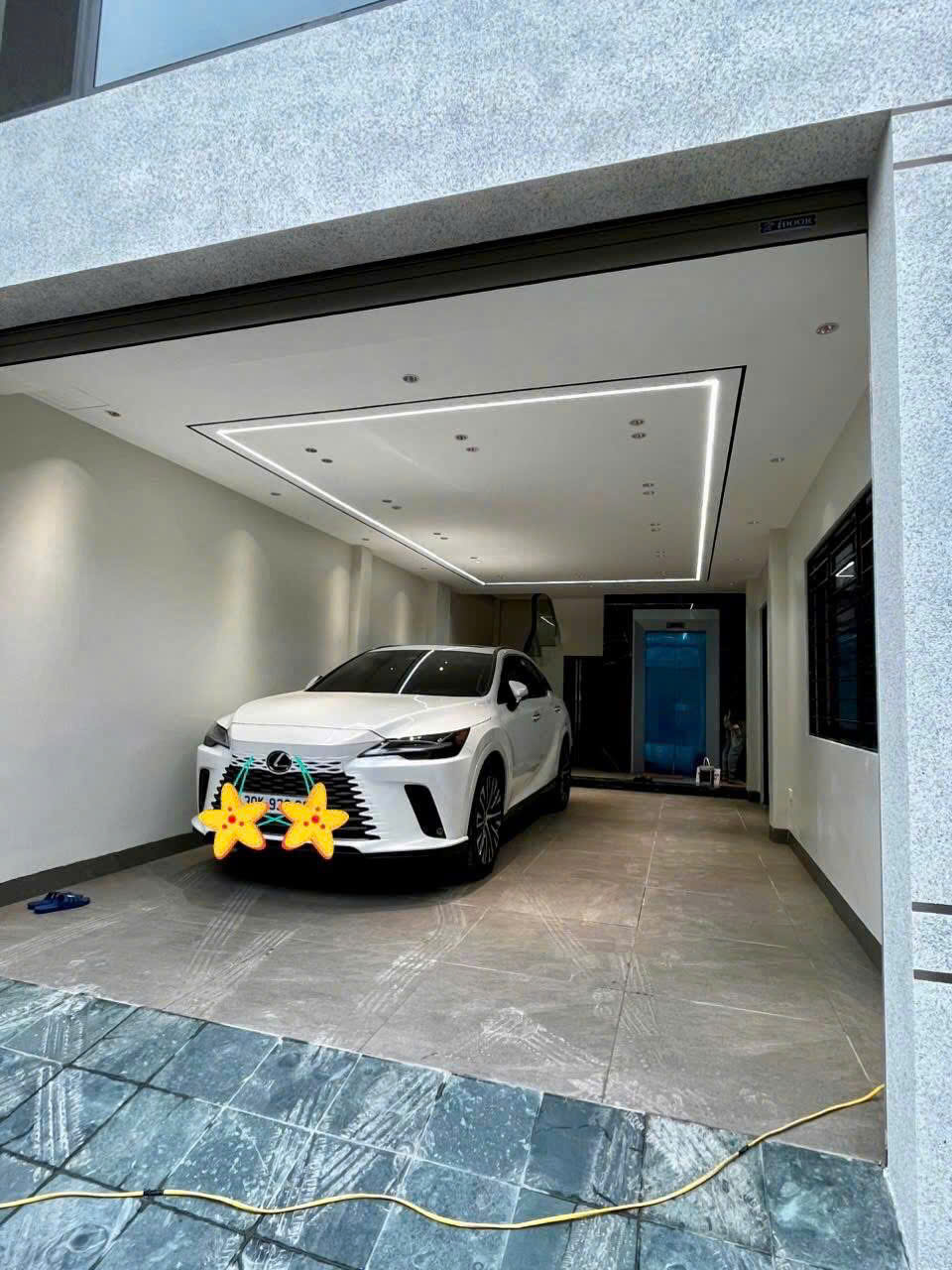 Seri 2 căn nhà phố Sài Đồng  Thông ô tô  Gara 2 chiếc 7 chỗ  Gần mặt phố thuận tiện kinh doanh