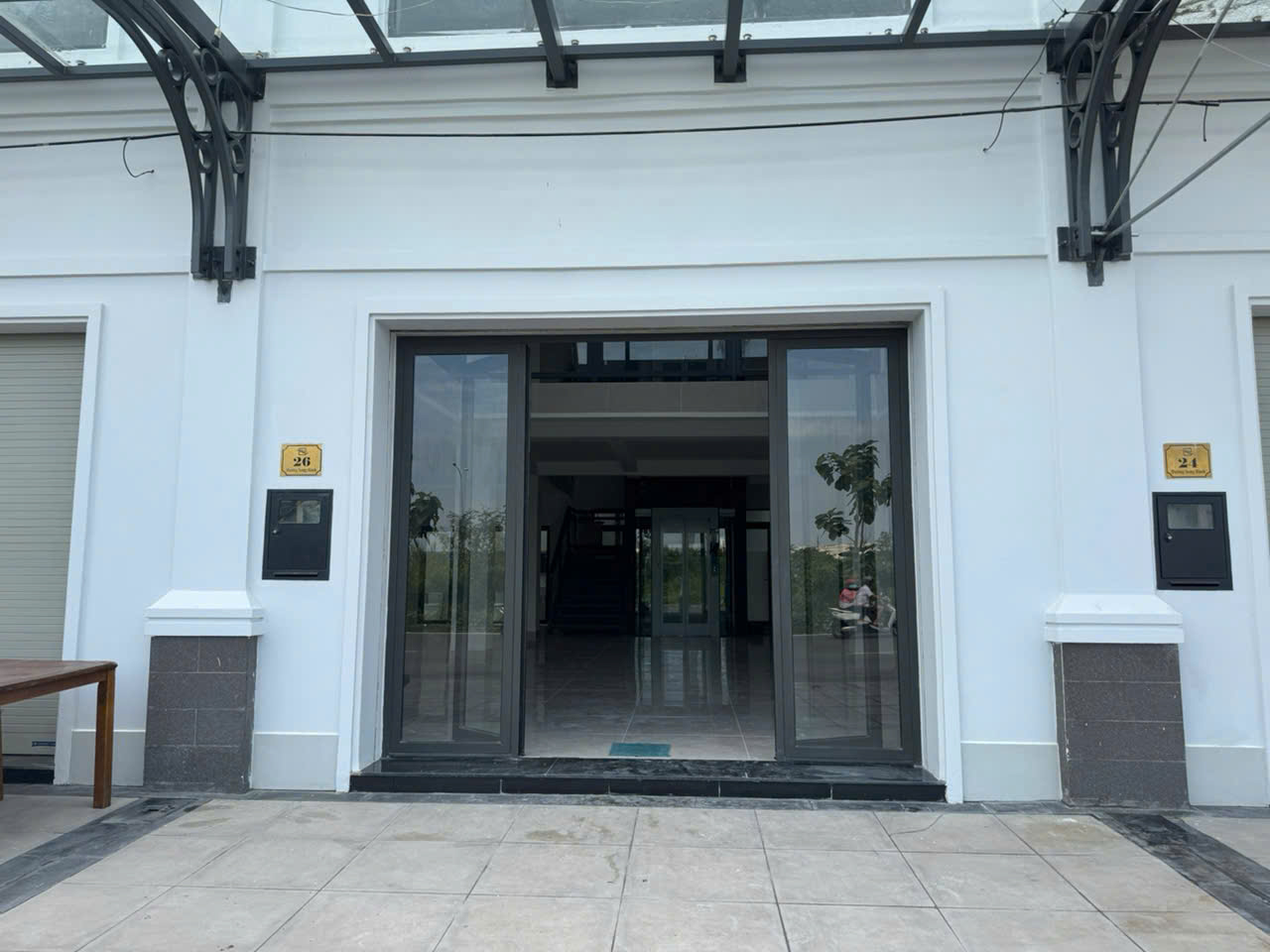 CHO THUÊ 3 CĂN LIỀN KỀ – MẶT TIỀN ĐƯỜNG SONG HÀNH – LAKEVIEW CITY, QUẬN 2