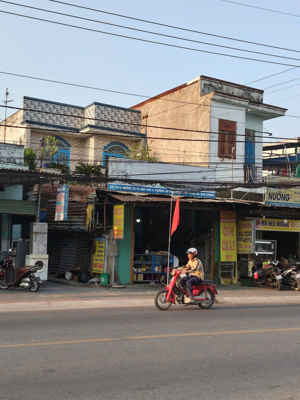 Bán nhà mặt tiền đường 22/12, kết hợp 13 phòng trọ tại  P. An Phú, TP Thuận An - Giá tốt nhất khu vực.