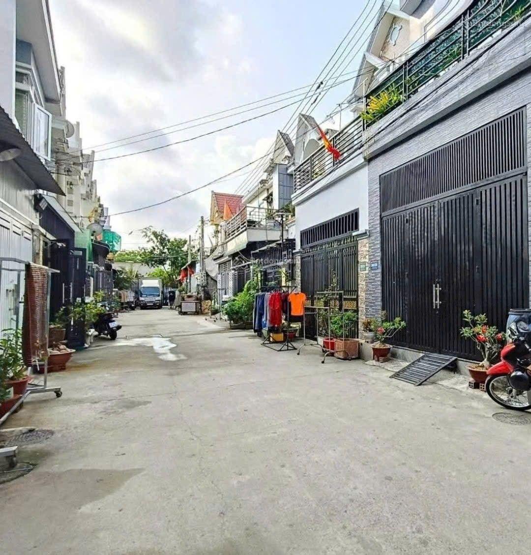 Nhà phố lầu trệt KDC phường Dĩ An, Bình Dương TP HCM