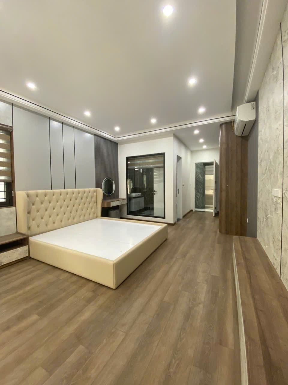 BÁN NHÀ NGỌC THUỴ - LONG BIÊN - 6 TẦNG - LÔ GÓC - THANG MÁY - 45M2, CHỈ 10.5 TỶ