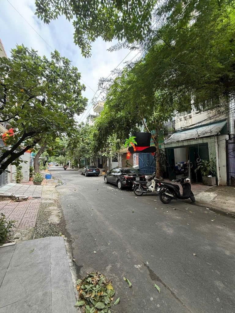 Cần bán nhà MT Cư Xá Chu Văn An, P26, 4x18m, 4 tấm, 6pn,7wc, 11.5 tỷ