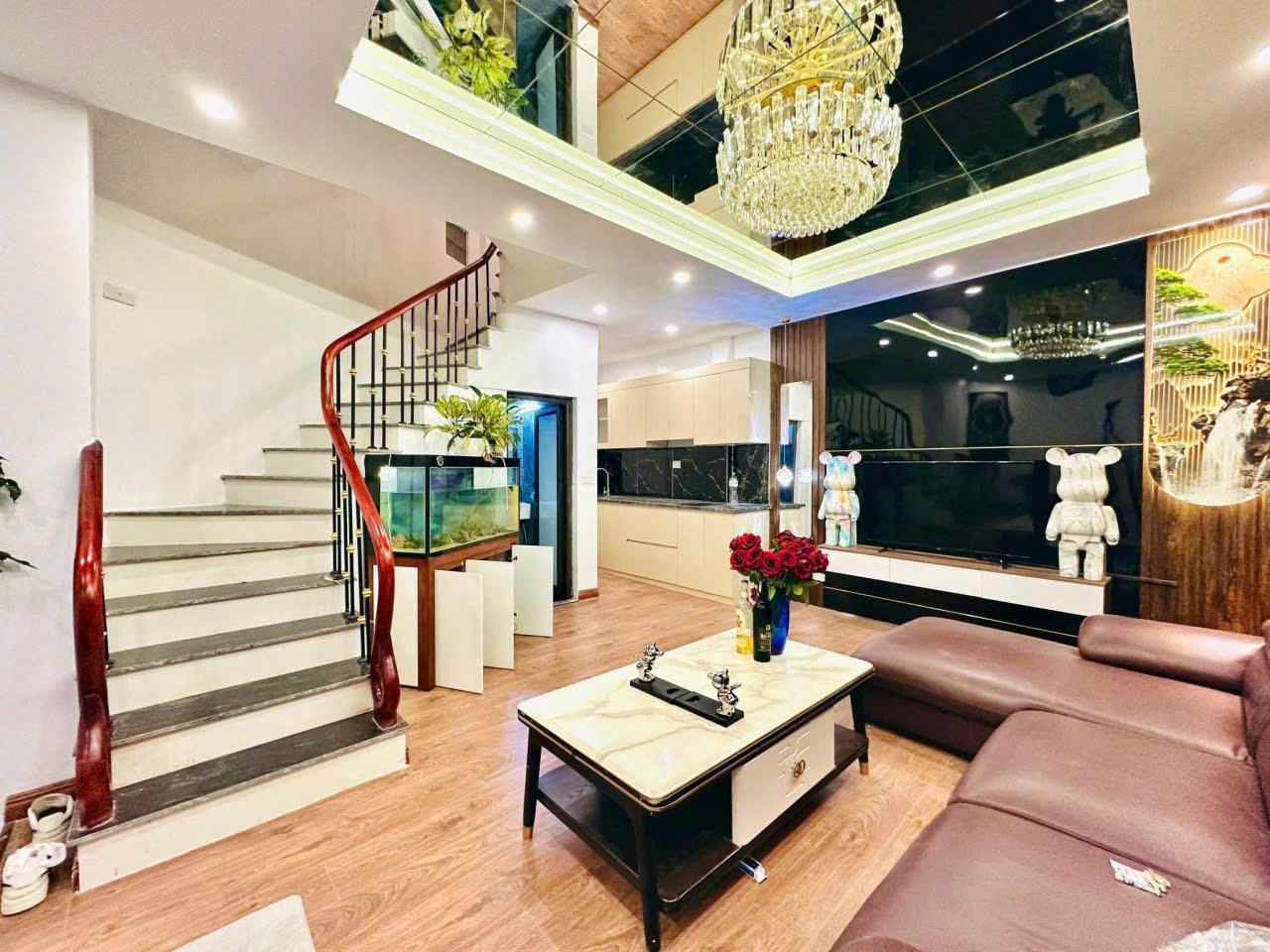 NGÕ NÔNG ĐẸP - NHÀ MỚI - NỘI THẤT ĐẸP - CÓ SÂN RỘNG-Trần Khát Chân 34 m, 4 tầng, mt 3 m 7.6 tỷ Hai Bà Trưng