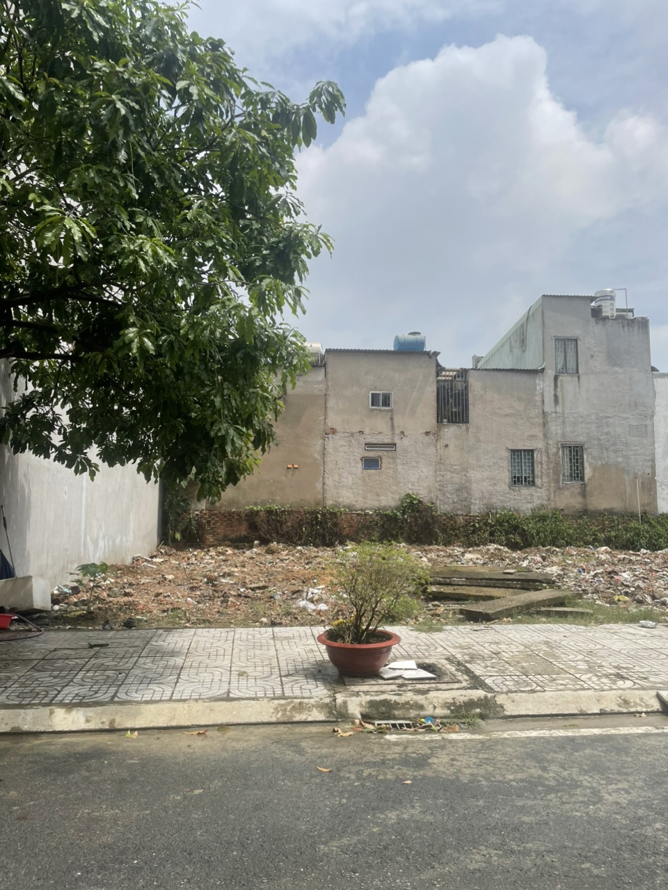 5 lô đất thổ cư, mt đường nhựa 12m có vỉa hè, ngay ngã tư Ông Cù, gần chợ, thổ cư, sổ sẵn,